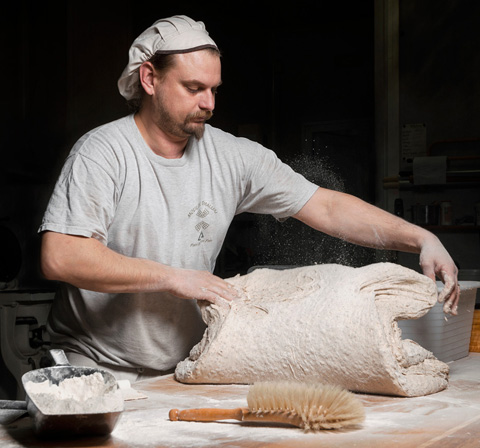 Fournil Kristof, Artisan Boulanger, Pains Bio au Levain Naturel