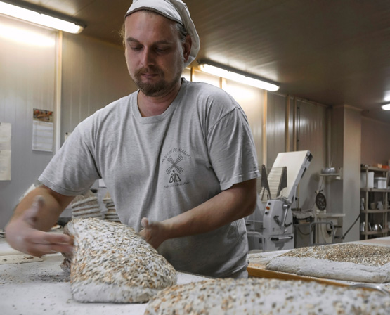 Fournil Kristof, Artisan Boulanger, Pains Bio au Levain Naturel